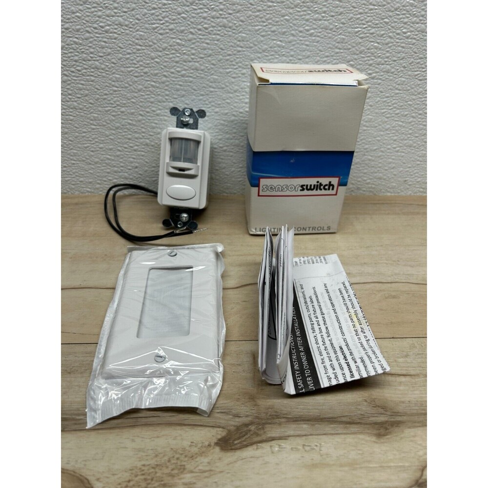 Acuity Controls WSD Hard Wired 1 Load Motion Detector Ligthing Control Switch
